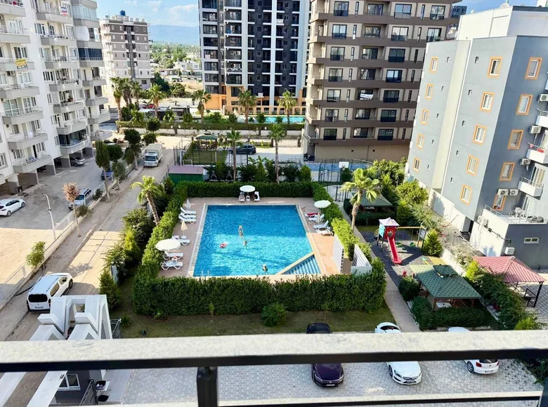1 bedroom apartment 65 m² Mezitli, Turkey