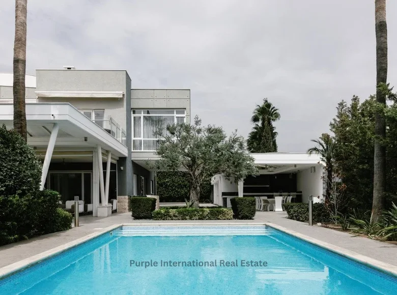 Villa de 6 chambres 697 m² Koinoteta Pyrgou Lemesou, Chypre