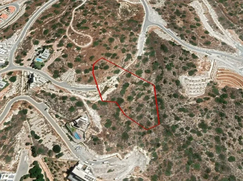 Parcelas  Agios Tychonas, Chipre