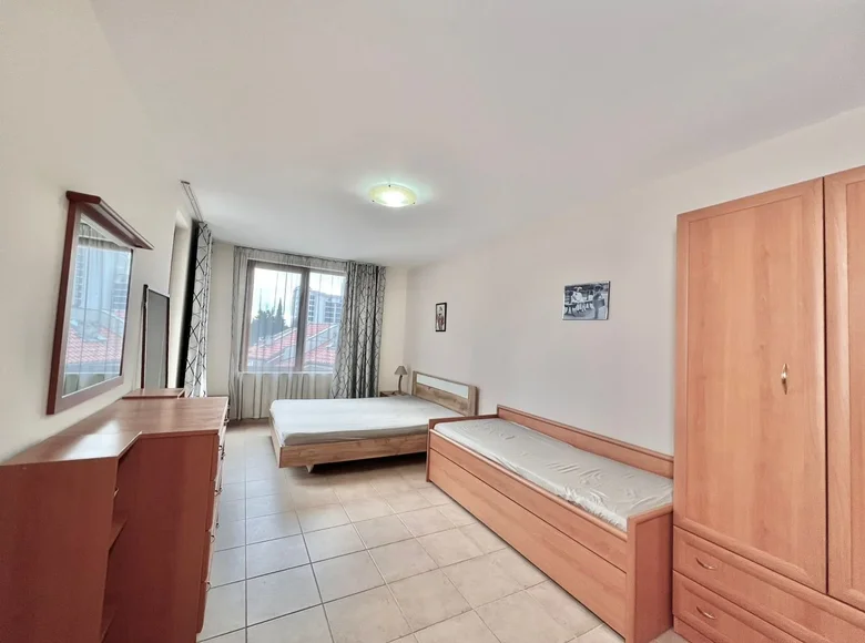 Квартира 1 спальня 65 м² Святой Влас, Болгария