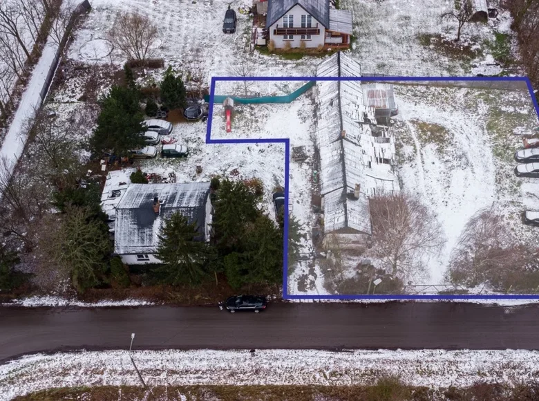 Atterrir 1 chambre 1 617 m² Bieniewo Wies, Pologne