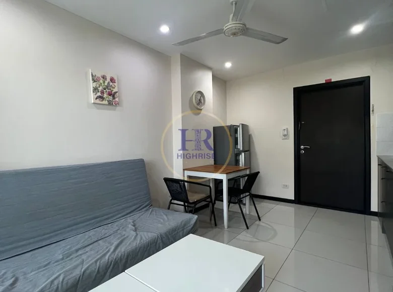 Kondominium 1 Schlafzimmer 33 m² Pattaya, Thailand
