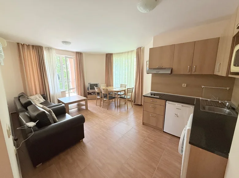 2 bedroom apartment 104 m² Sveti Vlas, Bulgaria