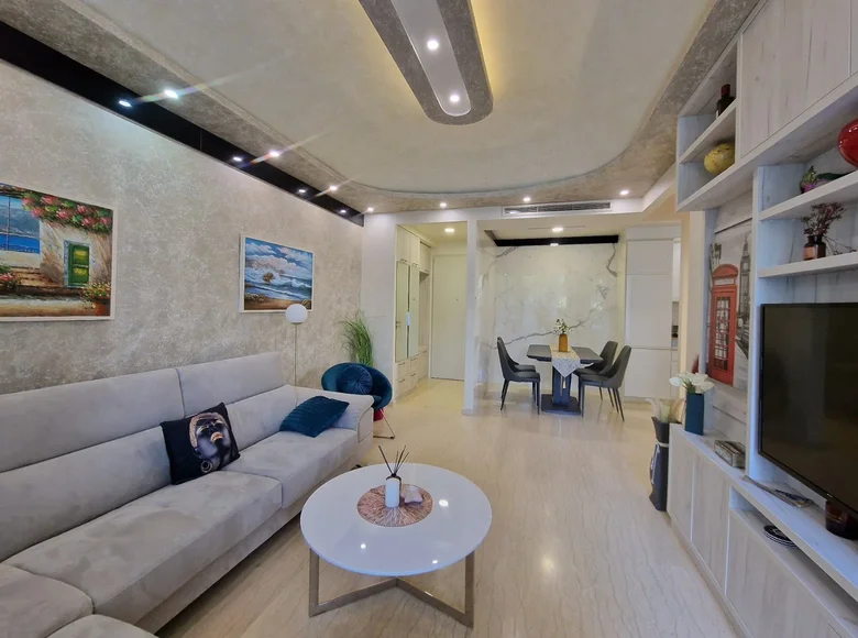 Apartamento 1 habitacion 56 m² en Budva, Montenegro