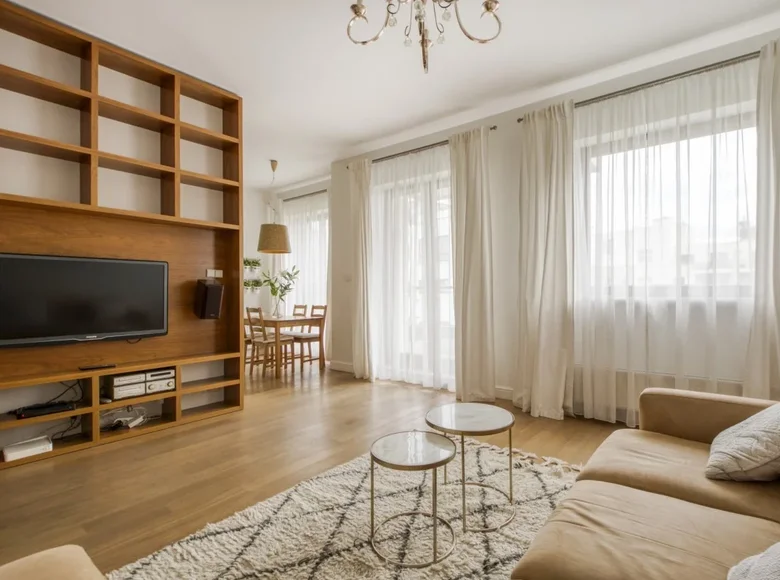 Gewerbefläche 2 zimmer 64 m² in Warschau, Polen