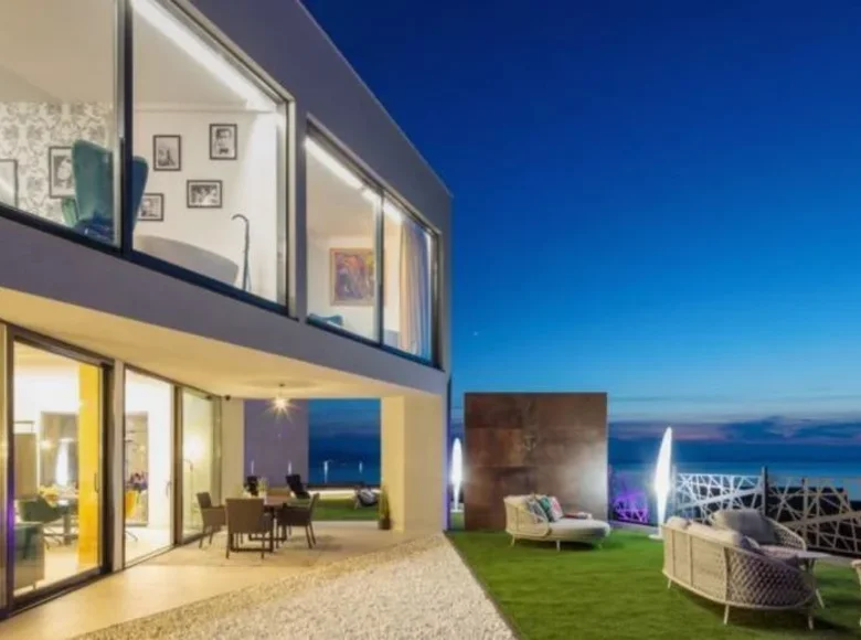 Villa de 4 dormitorios 215 m² Grad Split, Croacia