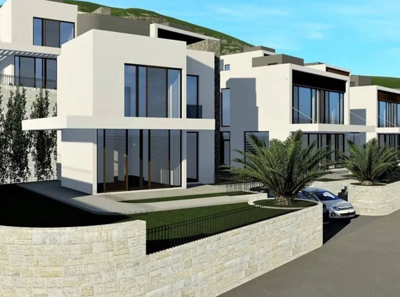 Villa de tres dormitorios 224 m² Montenegro, Montenegro