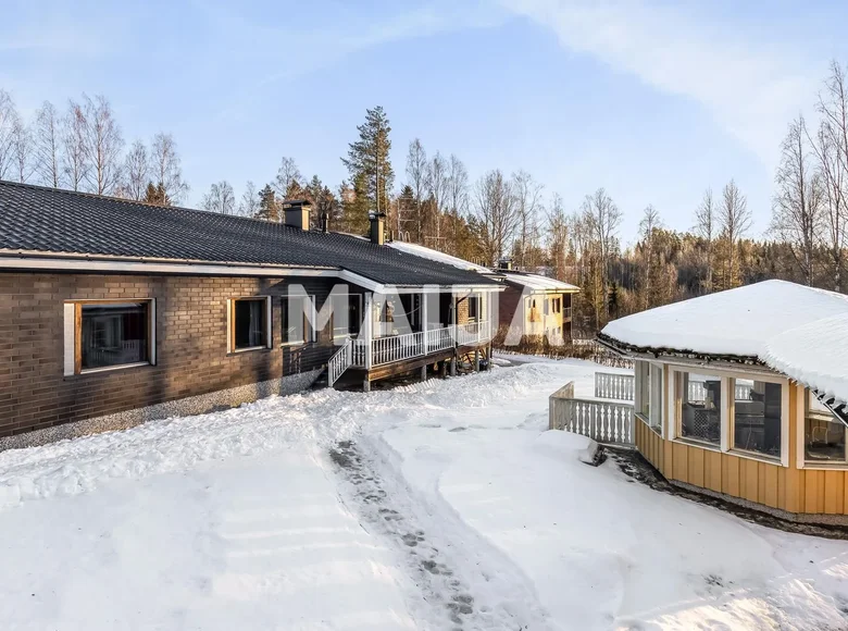 Maison 4 chambres 129 m² Uuhimaki, Finlande