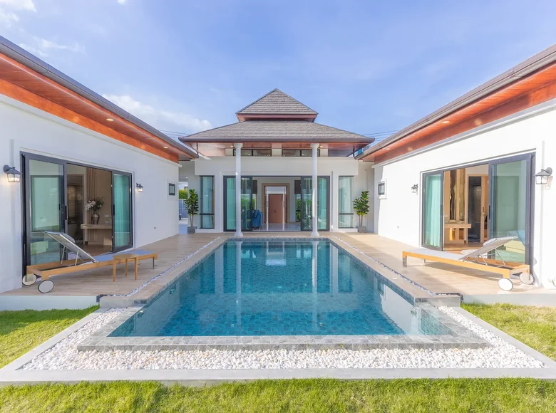Villa de 2 dormitorios 192 m² Chalong, Tailandia