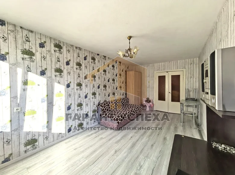 Квартира 1 комната 37 м² Брест, Беларусь