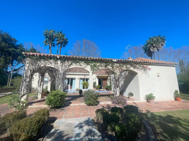 villa de 5 chambres 224 m² Guadiaro, Espagne