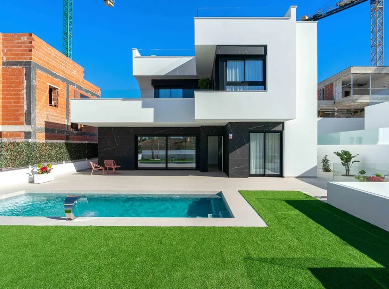 3-Schlafzimmer-Villa 136 m² Rojales, Spanien