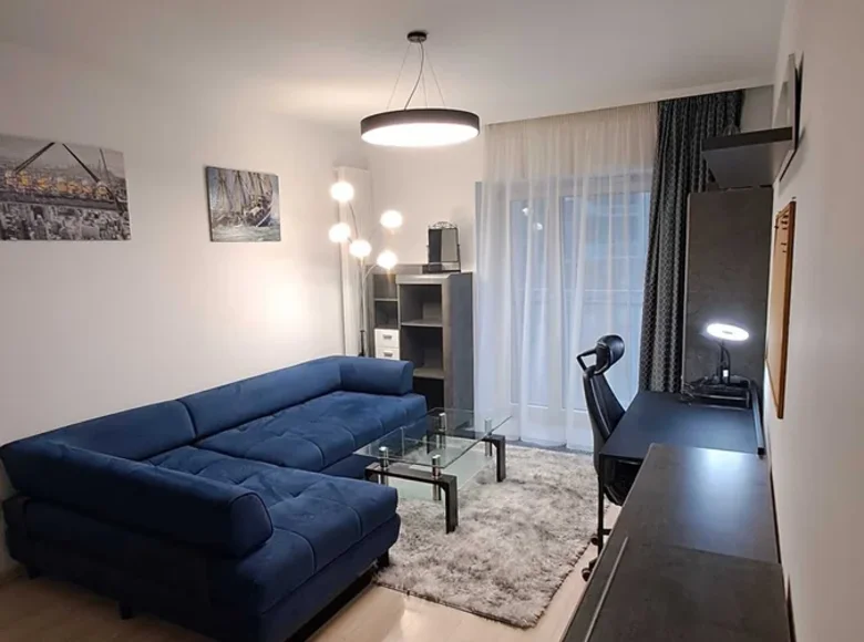 2 room apartment 45 m² in Warsaw, Poland