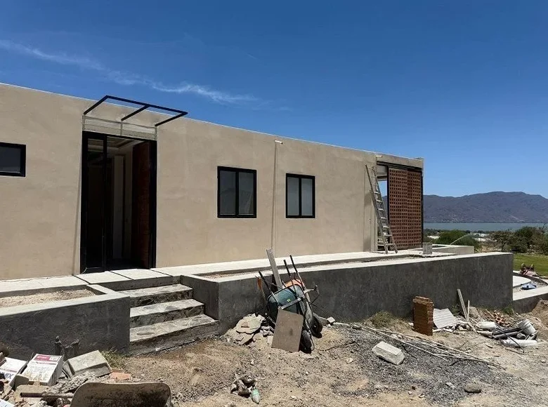 Casa 3 habitaciones 228 m² Jocotepec, México