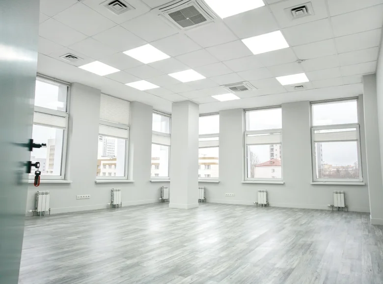 Office 5 rooms 50 m² in Minsk, Belarus