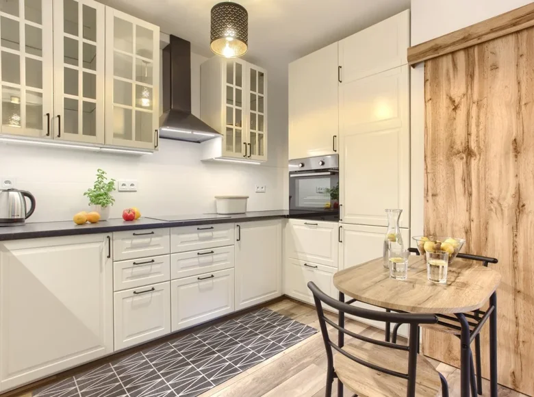 Appartement 2 chambres 43 m² en Varsovie, Pologne