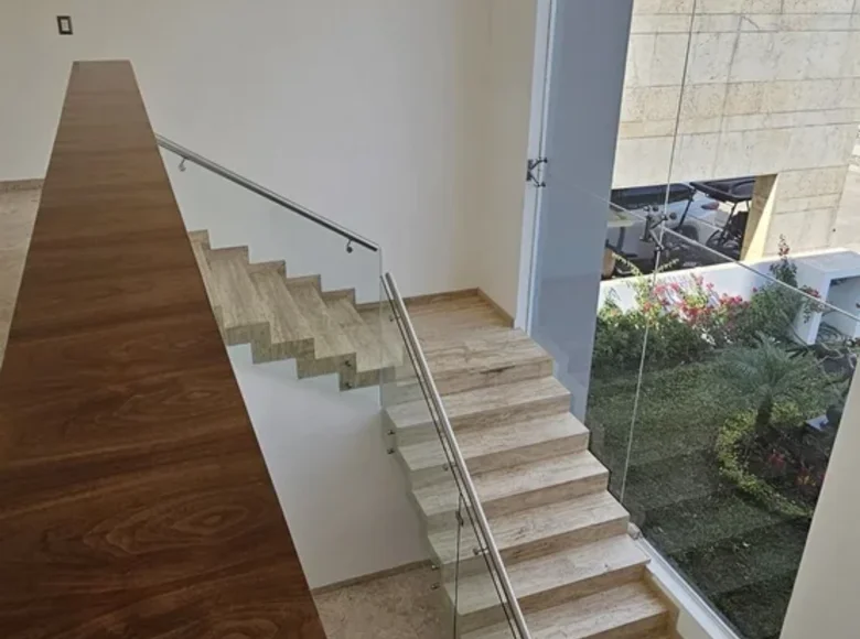 Дом 4 спальни 350 м² Emiliano Zapata, Мексика