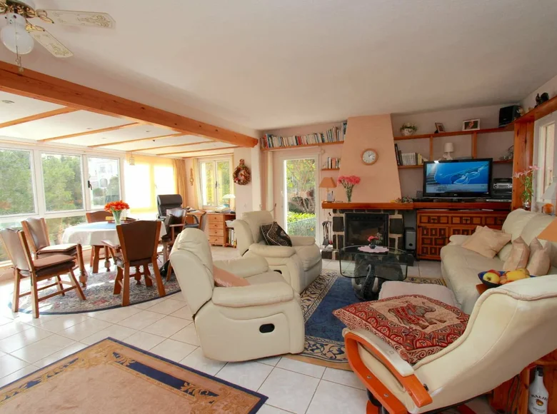 Willa 4 pokoi 200 m² Javea, Hiszpania