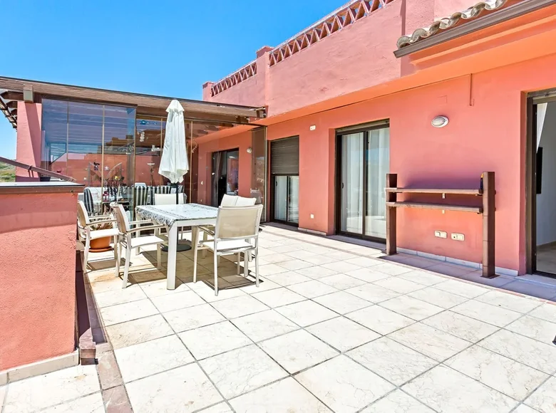 3 bedroom apartment 109 m² Casares, Spain
