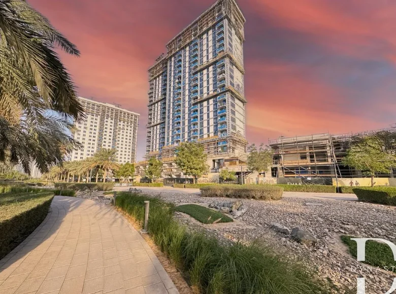 Квартира 2 комнаты 964 м² Дубай, ОАЭ