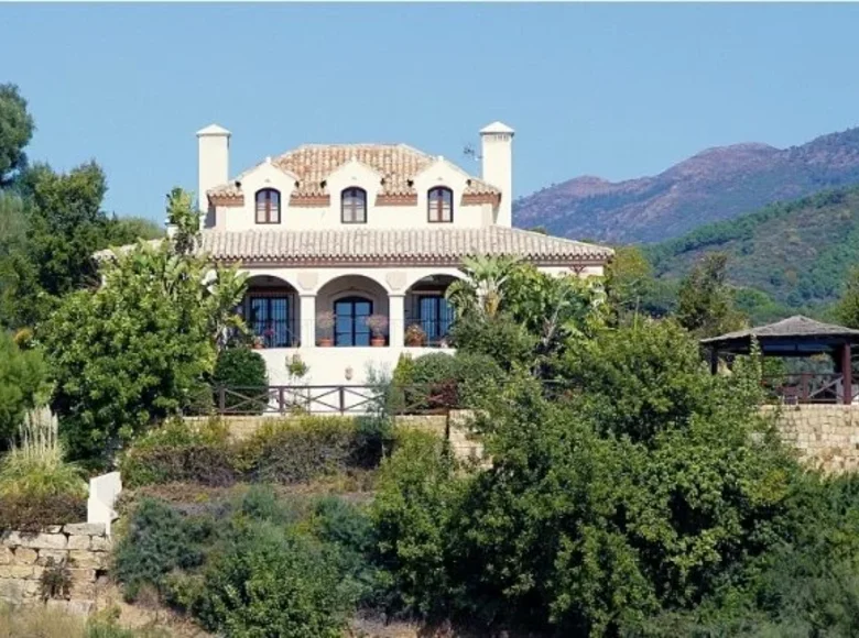 4-Schlafzimmer-Villa 484 m² Abadin, Spanien