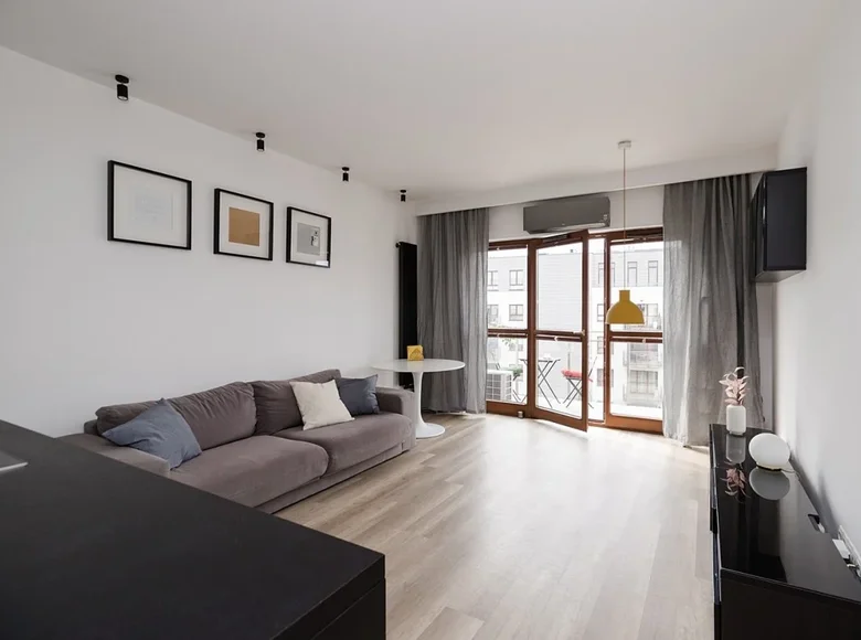 2 room apartment 45 m² Warsaw, Poland