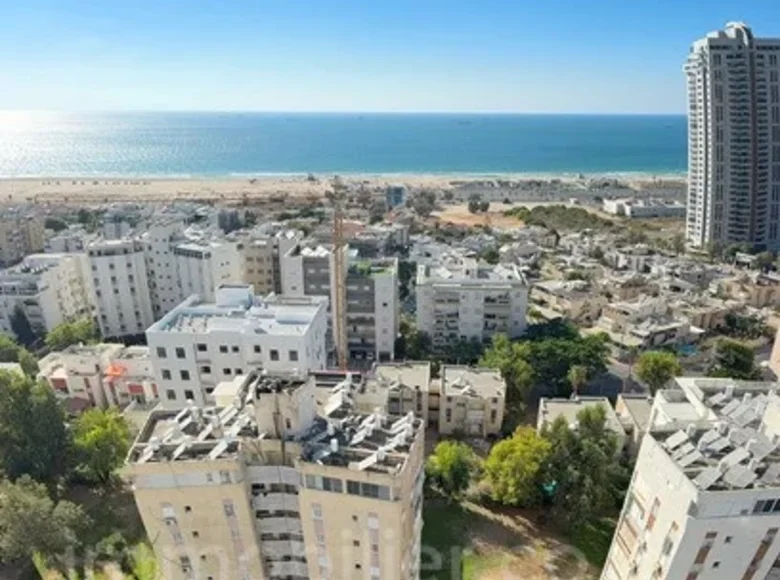 4 room apartment 115 m² in Ashdod, Israel