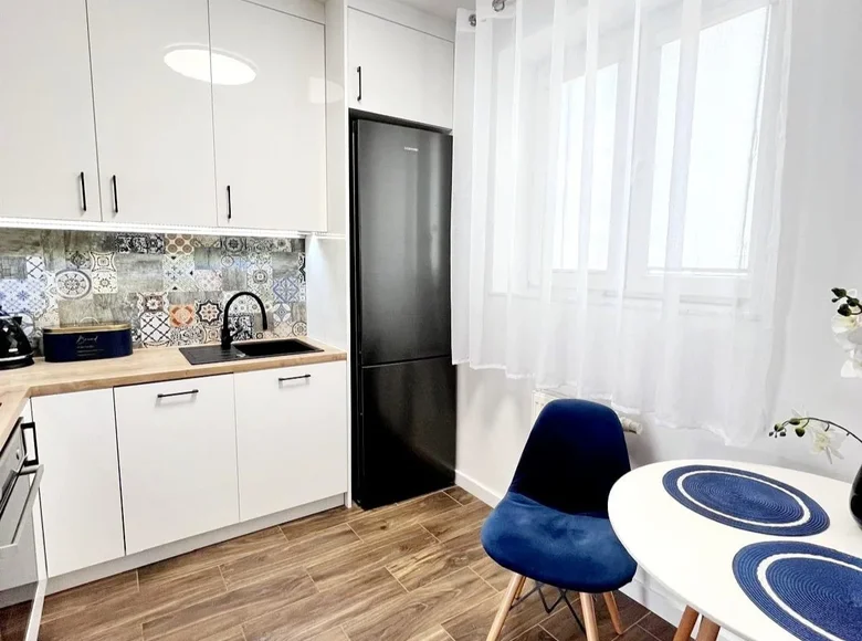 Mieszkanie 2 pokoi 54 m² Warszawa, Polska