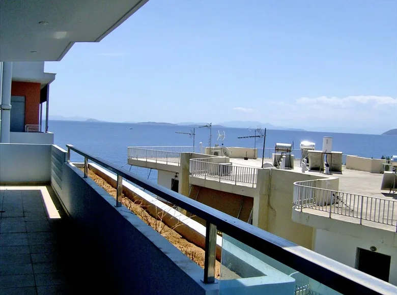 Apartamento 2 habitaciones 75 m² Loutraki Perachora Agioi Theodoroi Municipality, Grecia
