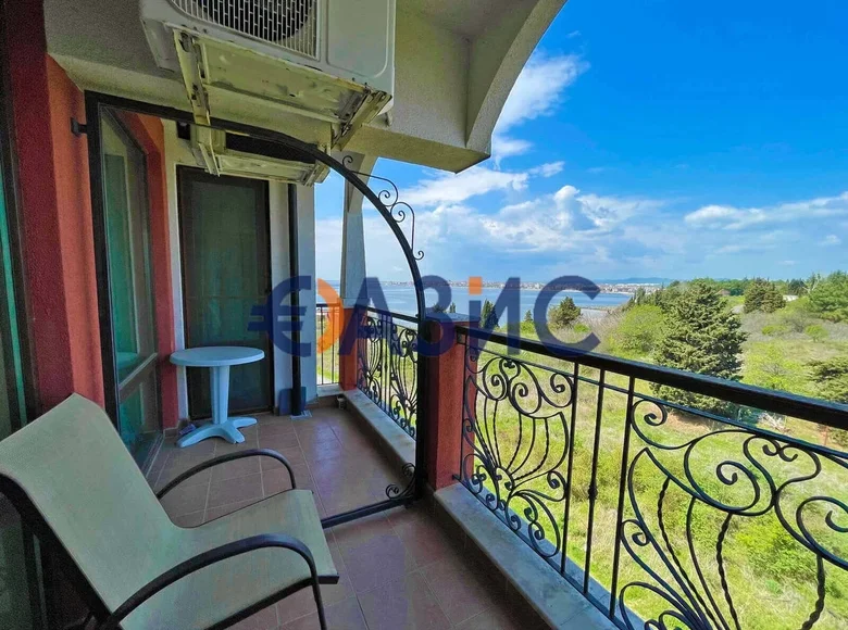 2 bedroom apartment 90 m² Nesebar, Bulgaria