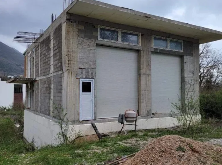 Zakład produkcyjny 262 m² Sutomore, Czarnogóra