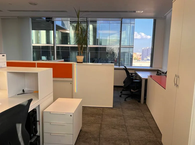 Office 1 465 m² in Moscow, Russia