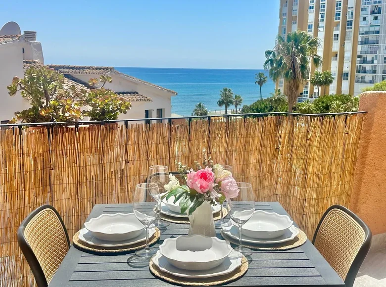 2 bedroom apartment 72 m² Mijas, Spain