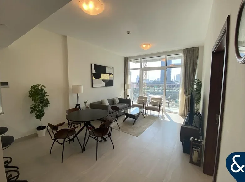 1 bedroom apartment 992 m² Dubai, United Arab Emirates