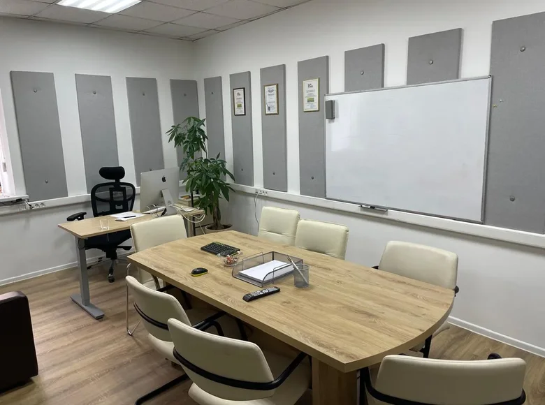 Office 2 653 m² in Moscow, Russia