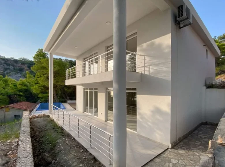 3 bedroom house 150 m² Bar, Montenegro