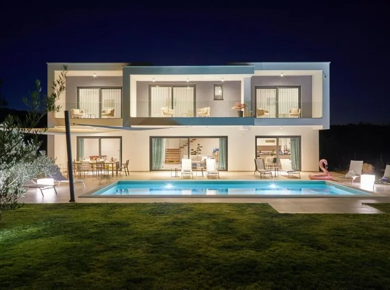 4 bedroom Villa 293 m² Omisalj, Croatia