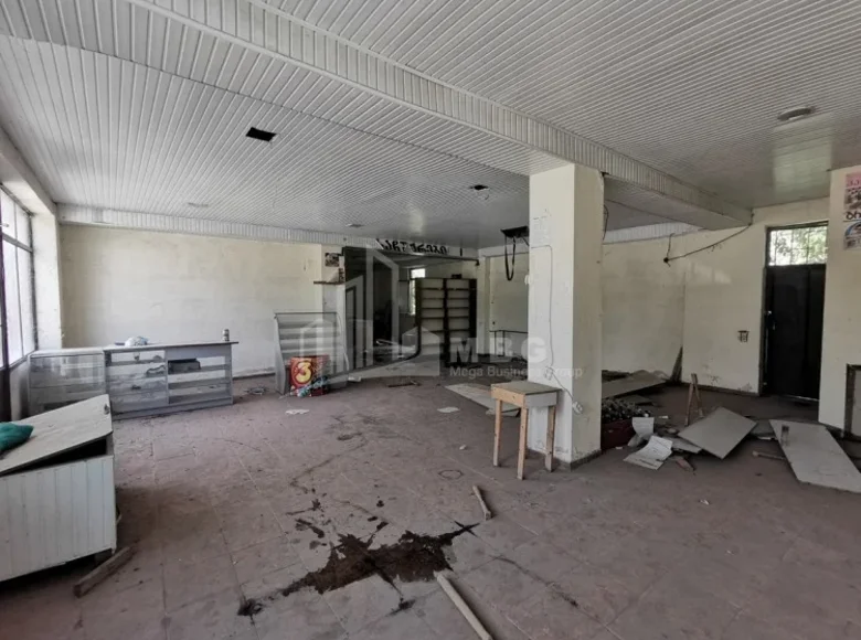Propriété commerciale 270 m² à Tbilissi, Géorgie