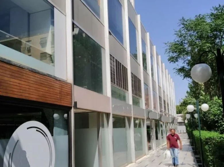 Shop 133 m² in Municipality of Agioi Anargyroi-Kamatero, Greece