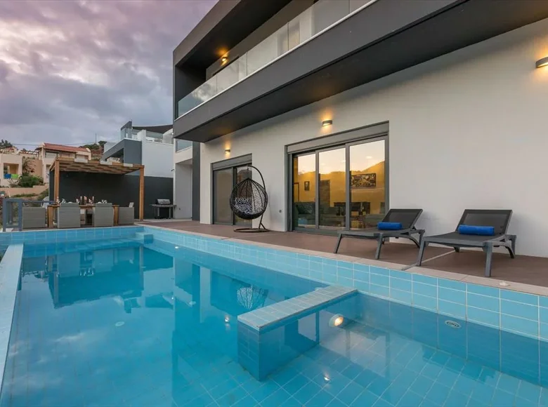 Villa de tres dormitorios 192 m² Bali, Grecia
