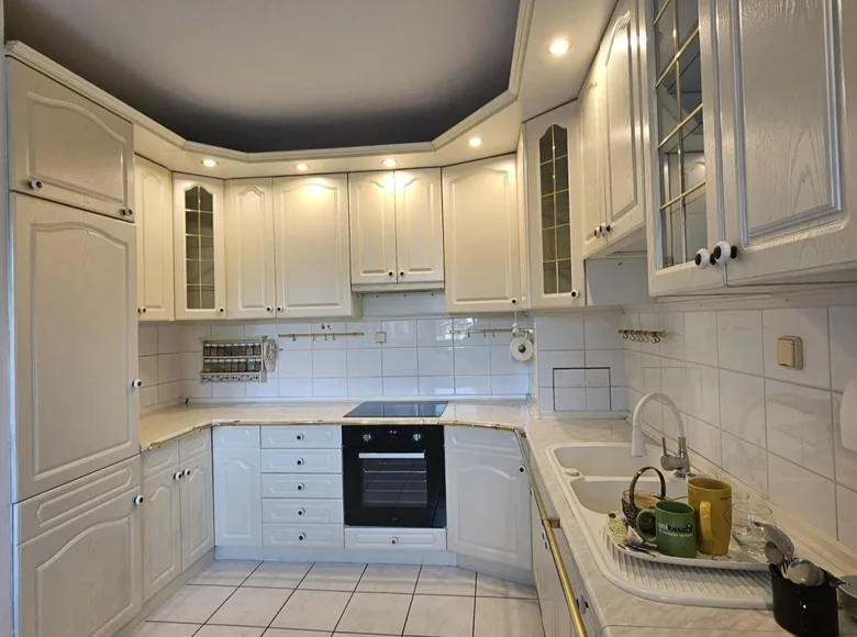 4 room apartment 100 m² Warsaw, Poland