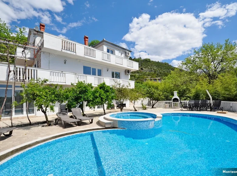 Willa 6 pokojów 350 m² Tivat, Czarnogóra