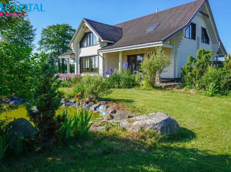 Casa 221 m² Maneikiai, Lituania