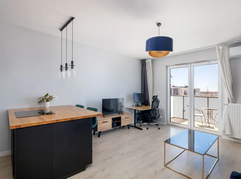 Propiedad comercial 43 m² en Varsovia, Polonia