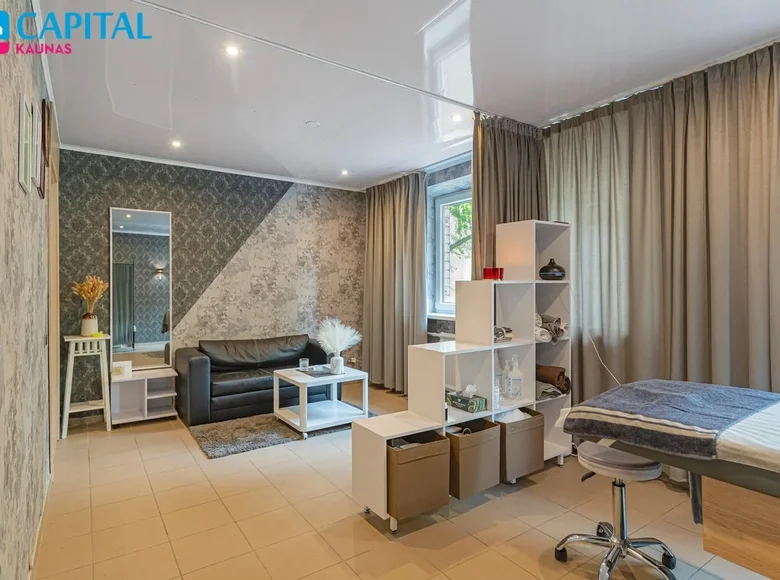 Commercial property 46 m² in Kaunas, Lithuania