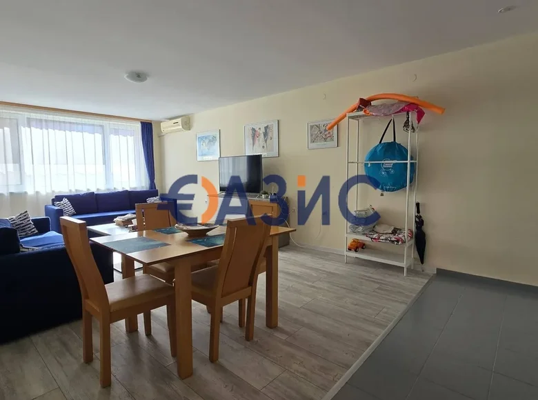 Квартира 2 комнаты 71 м² Святой Влас, Болгария