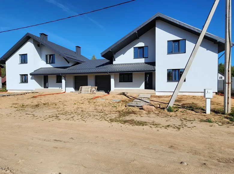 Szeregowiec 182 m² Kalodziscanski sielski Saviet, Białoruś