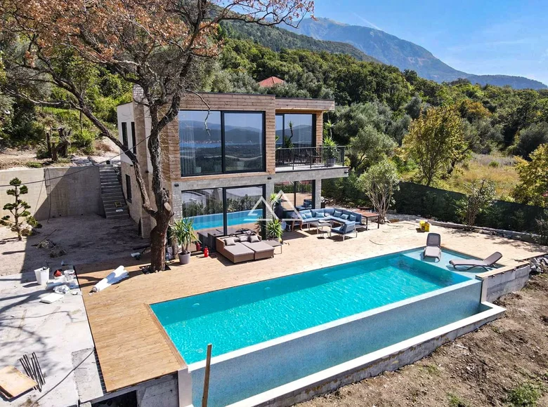 Wohnung 2 Schlafzimmer 120 m² Tivat, Montenegro