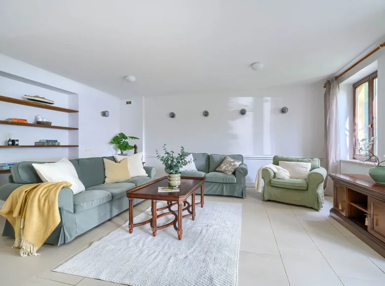 4 room apartment 120 m² in Warsaw, Poland