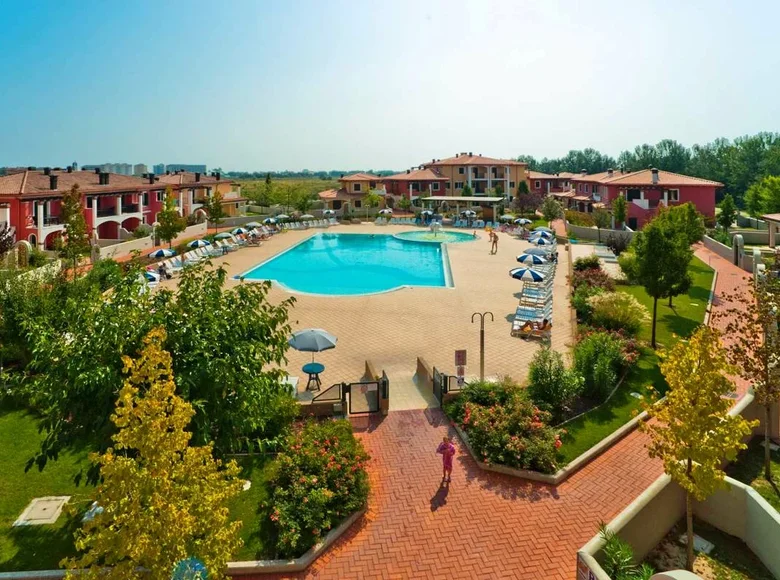 2 bedroom apartment 70 m² Lido Altanea, Italy